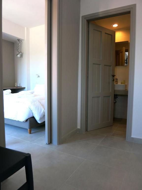 Amaryllis Aparthotel Platanias  Room photo