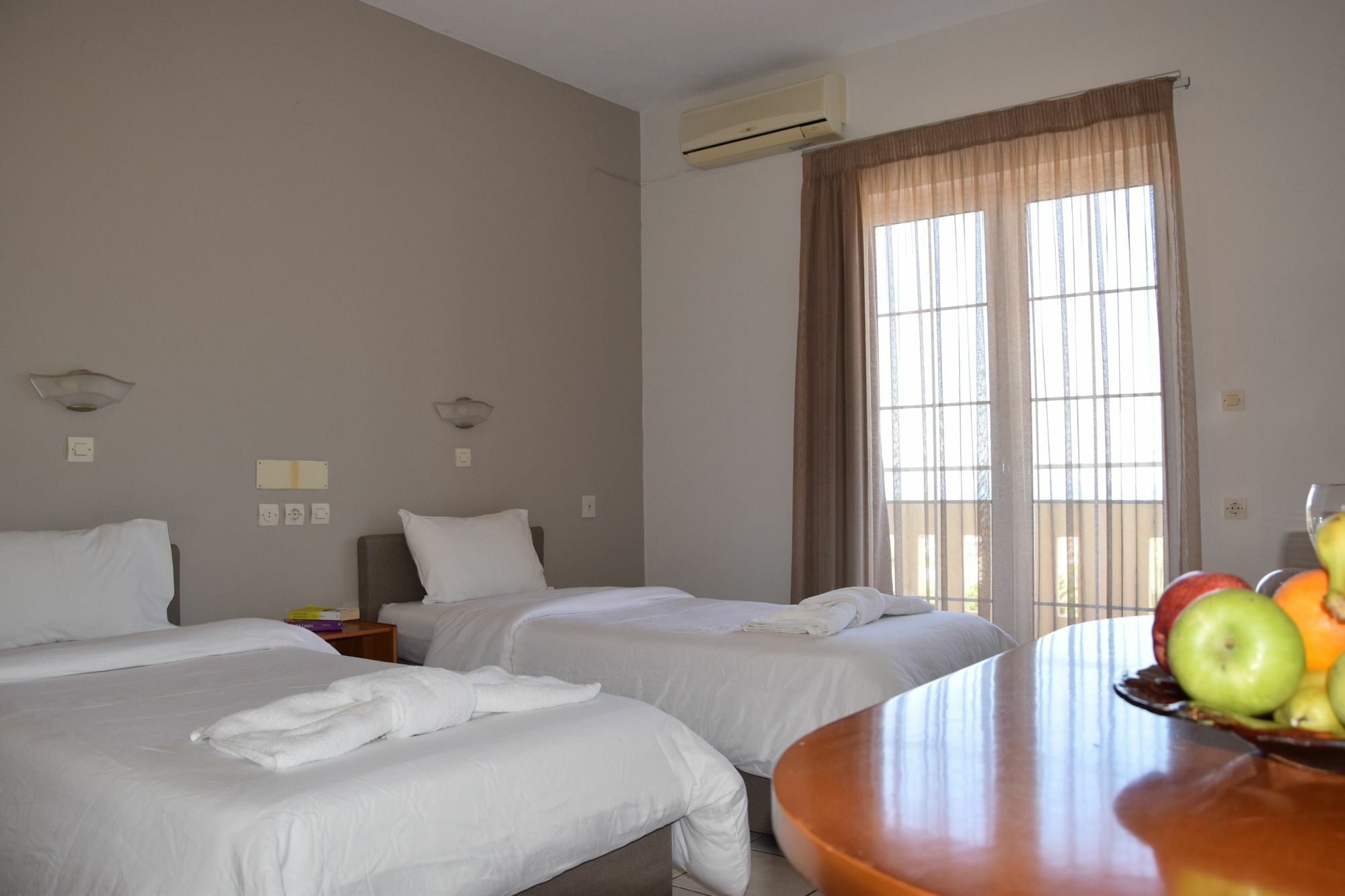 Amaryllis Aparthotel Platanias  Exterior photo
